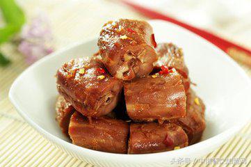 为什么一般是鸭脖而不是鹅脖,为什么鹅脖不如鸭脖