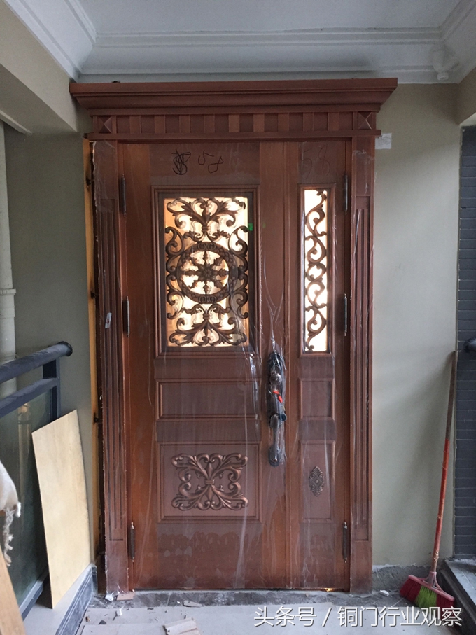 深圳铜门多少钱一个,一个铜门大概多少钱几百万