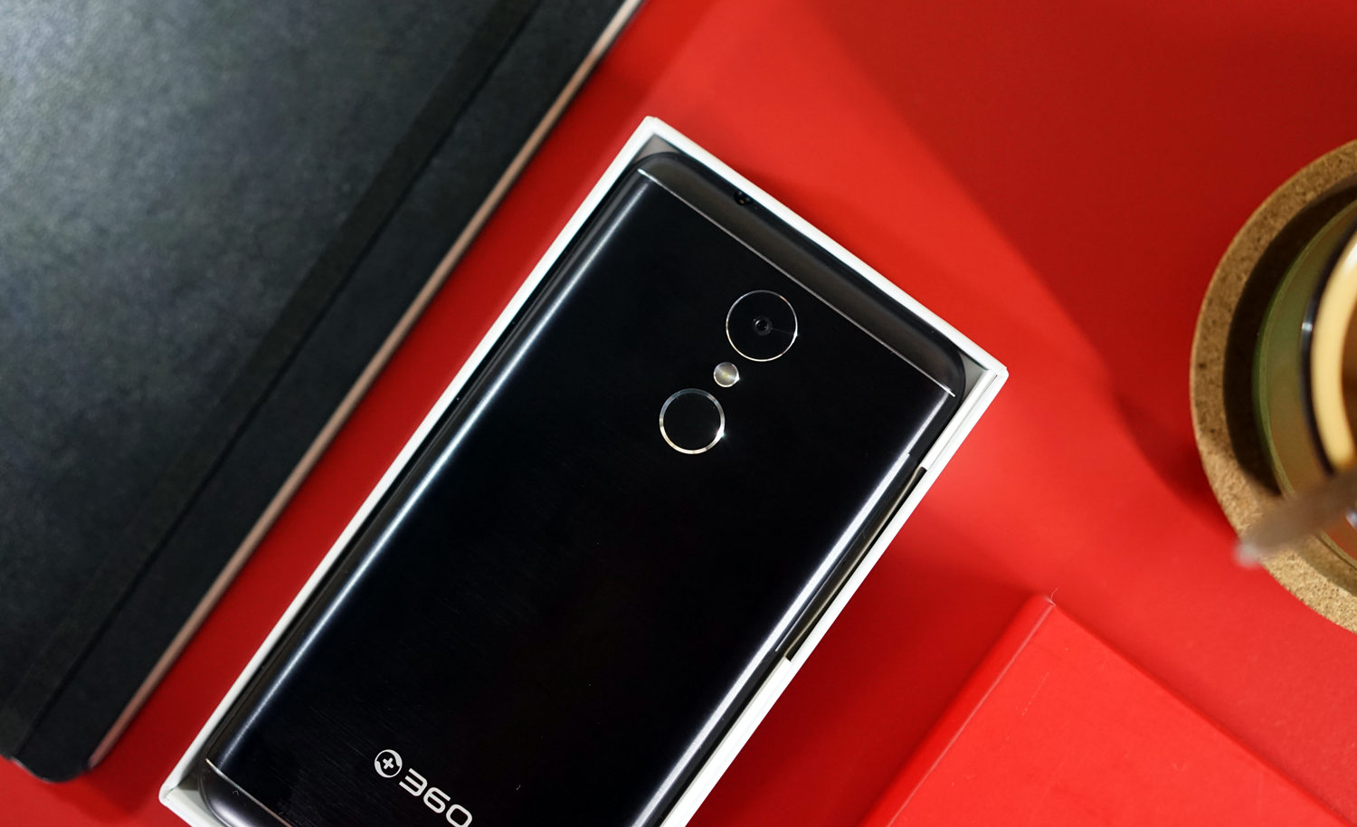 360手机n5慕斯黑高配版来袭,360新款手机n5深度评测