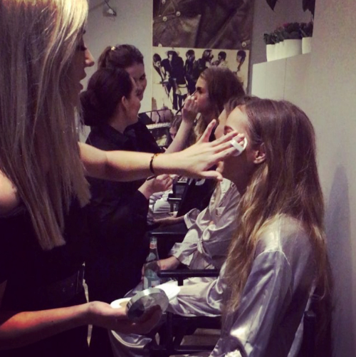 选择越来越多,可化妆包里总是少不了一款气垫粉底