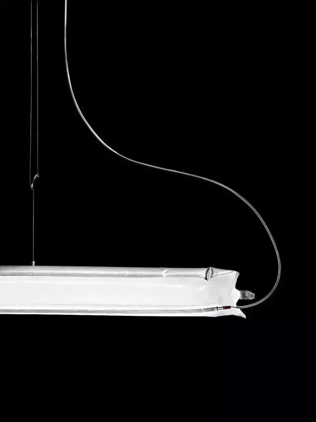 等灯等灯|这届米兰设计周上的十盏好灯,还行还行