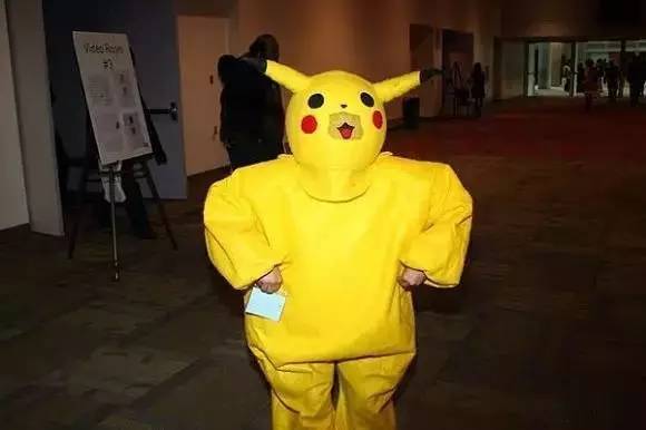 谁帮我看看这货是不是皮卡丘？