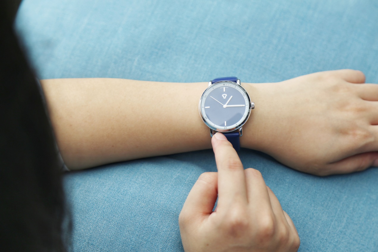 一块时尚智能的手表土曼T-FLY体验