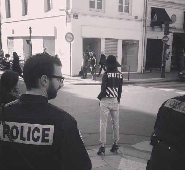 潮牌offwhite的设计灵感,off-white潮牌旗舰店