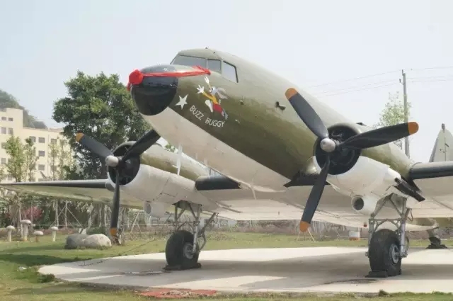 爱她就带她去三亚,爱他就带他去旅游吧