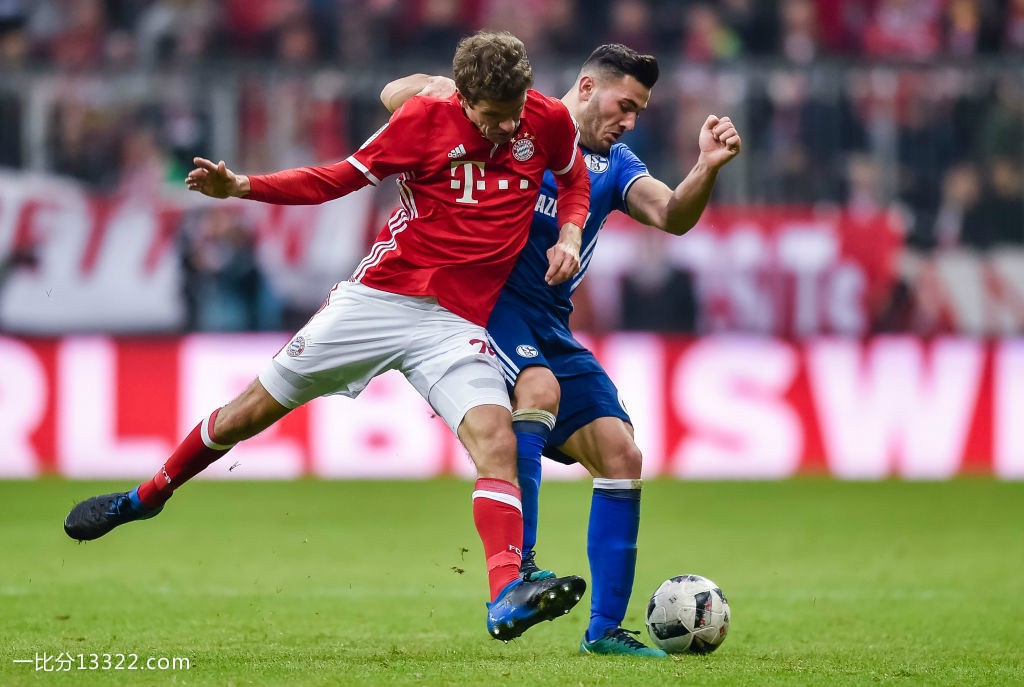 三大后卫,三后卫足球阵容