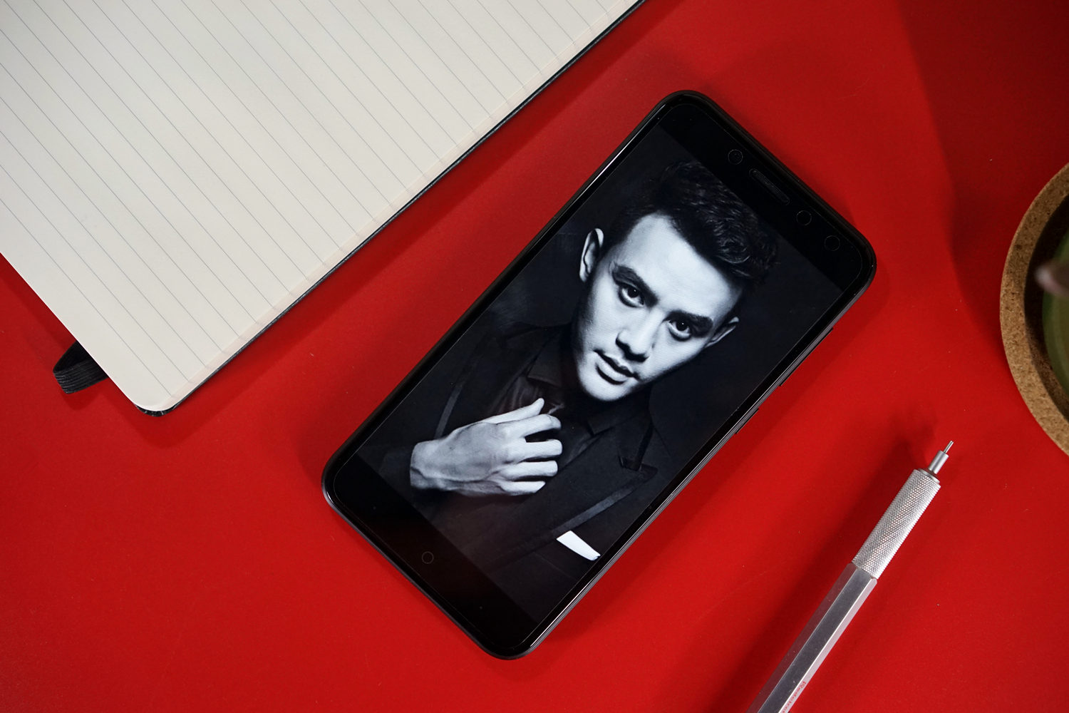 360手机n5慕斯黑高配版来袭,360新款手机n5深度评测