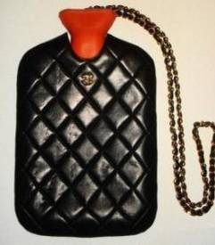 PUMA新款拖鞋告诉你，原来，是大妈引领着世界的潮流！