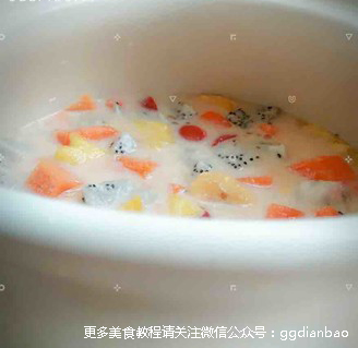 水果西米捞家常做法,自制西米红豆水果捞的做法