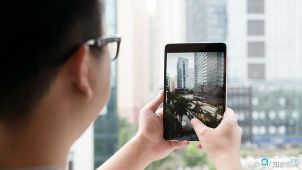 小米3平板测评玩吃鸡,小米平板3魔改后流畅吗