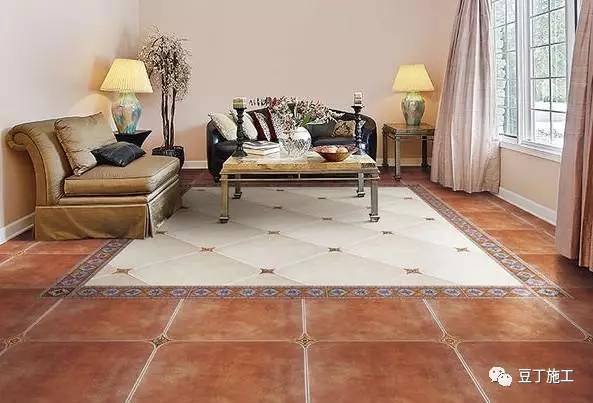 客厅地砖选哪种好看实用,选什么样的客厅地砖看着好看