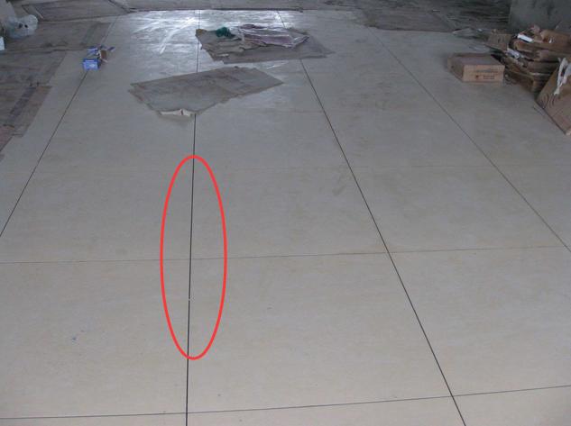 装修贴黑色地砖有后悔的吗,装修地砖勾缝变黑了怎么处理