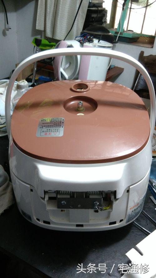 电压力锅不工作了出现e0,电压力锅通电一会显示e4