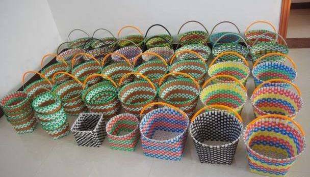 PUMA新款拖鞋告诉你，原来，是大妈引领着世界的潮流！