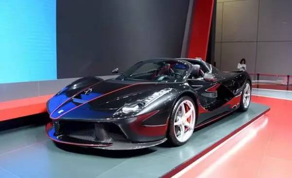 上海国际车展众多豪车,上海车展都发现哪些豪车
