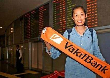 事不过三朱婷夺海外首冠！接班刘翔李娜征服世界一句话感动国人