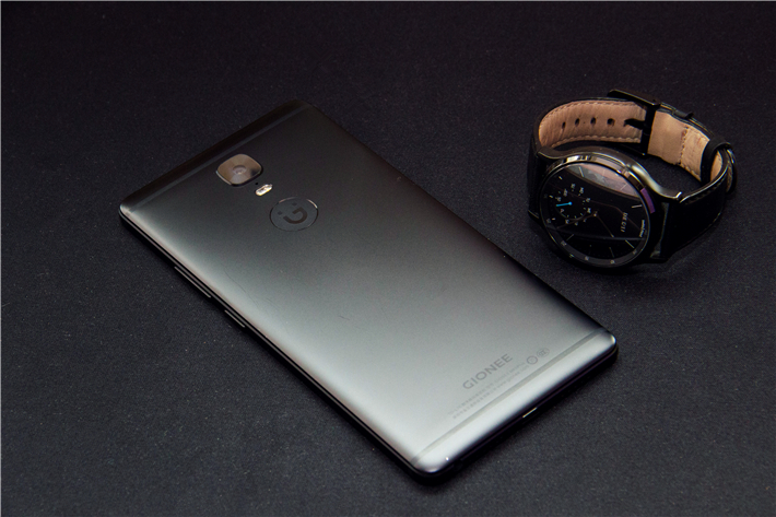 金立M6SPLUS是什么接口,金立m6splus指纹传感器