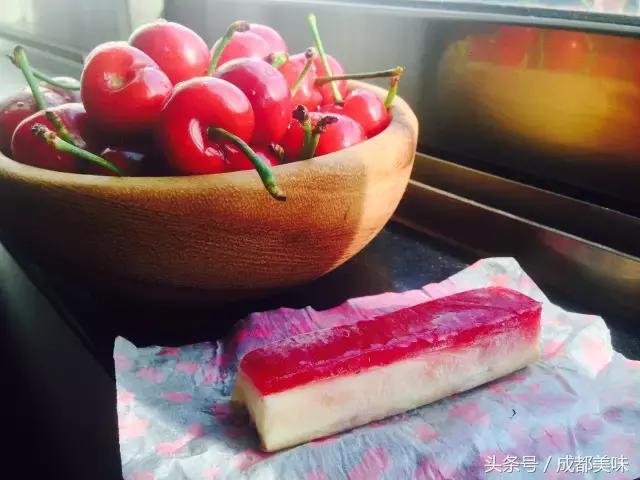 1月仅售7天的芝士条,身家过亿照样排队!谁给你的自信?