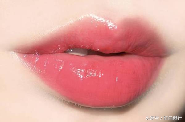 mac棒棒糖唇釉染唇液107,mac棒棒糖106试色深唇色