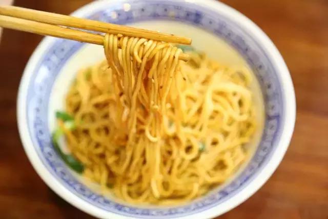 霸都面馆排行榜,超级大碗的重庆小面