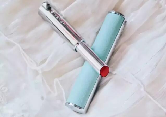 ysl小金条21和纪梵希小羊皮,纪梵希小羊皮和ysl小金条哪个好