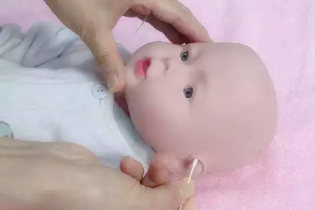 新生儿眼部清洁的正确使用方法,新生儿鼻子清洁方法