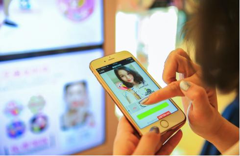 营收增长50倍，亏损超过一个亿，到底应该如何看待in？