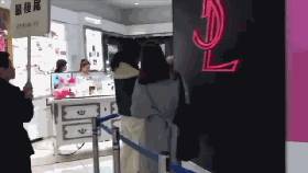 朋友圈没有五十个代购,这些绝对买不齐