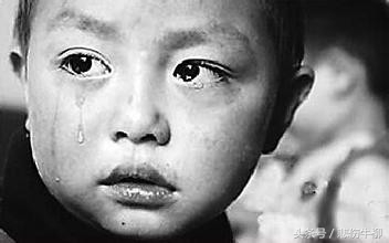 小儿无辜受雷劈,众人皆言此人不善厌恶之,岂料二十年后都来巴结