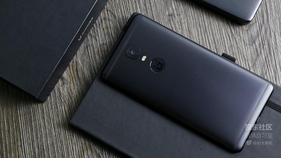 金立m6splus与金立m6,金立m6splus黑色怎么样