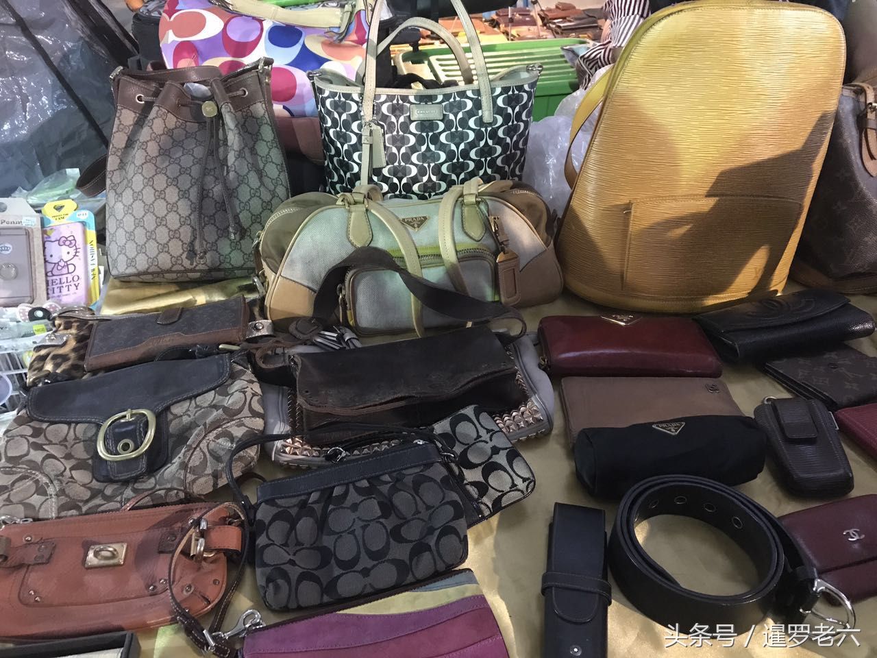 在泰国买个lv小钱包要多少钱,在曼谷买lv