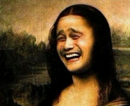 男子骑电瓶车失控撞上路边小哥,男子骑电动车撞上路边停放车受伤