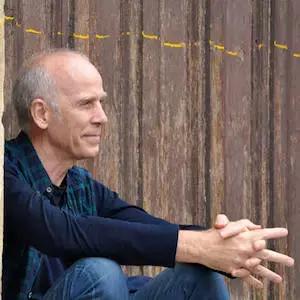 草间弥生跨界玩室内设计,你敢住进这样扎眼的房间吗?!