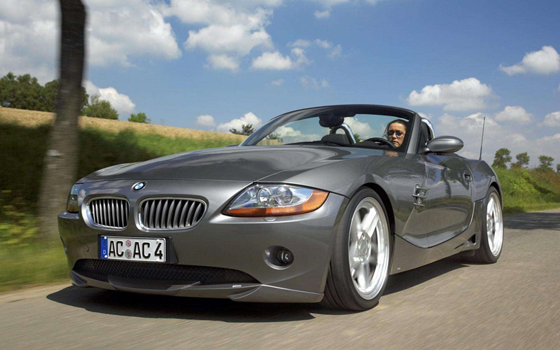 全新bmwx1实车,全新bmw1系两厢