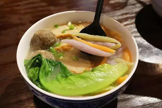 “遭受”十万伏特暴击!20只皮卡丘惊喜出没,要被萌哭了!