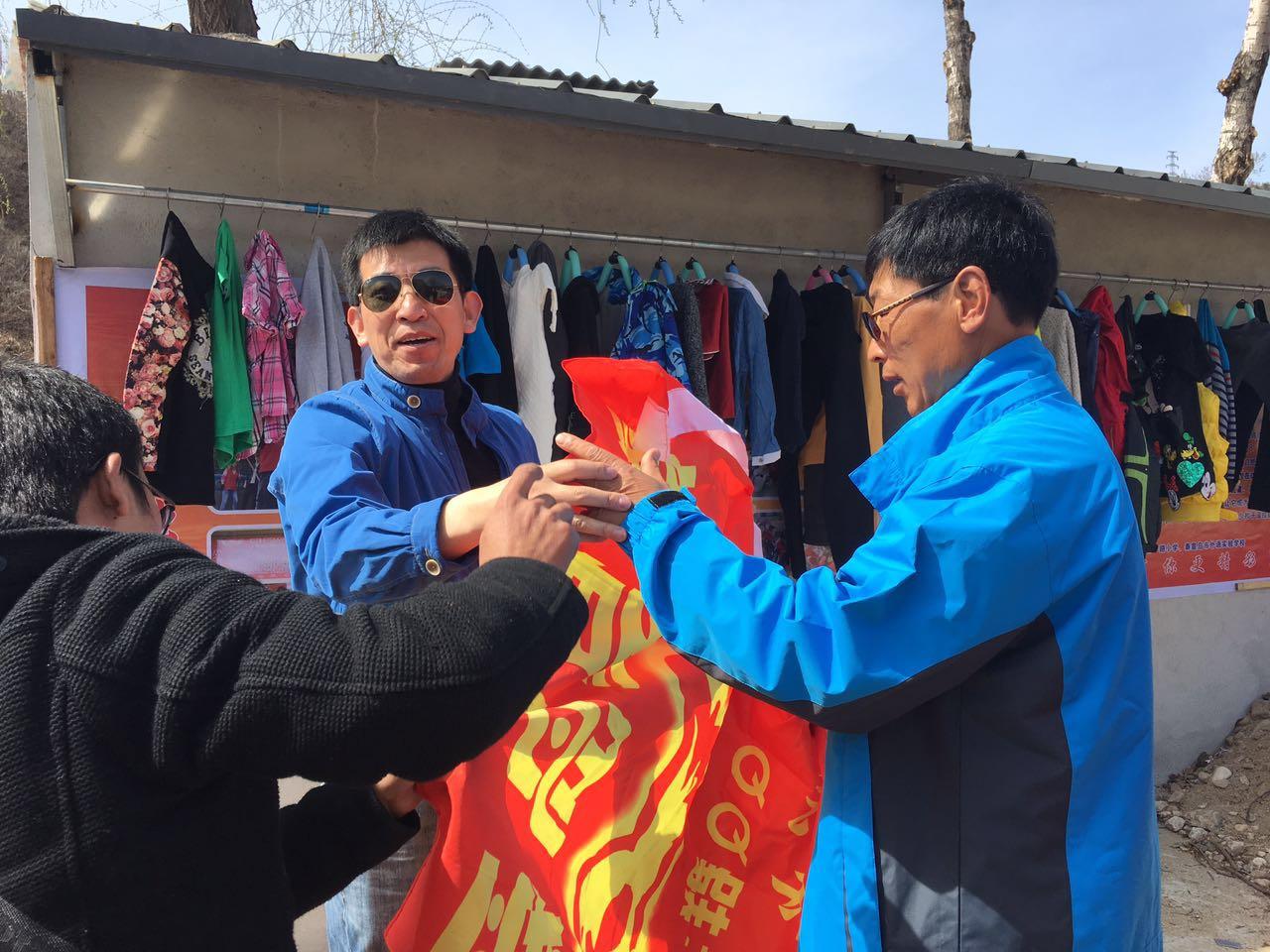 经常出差的司机工作有前途吗,经常跑长途车司机出车应配备什么