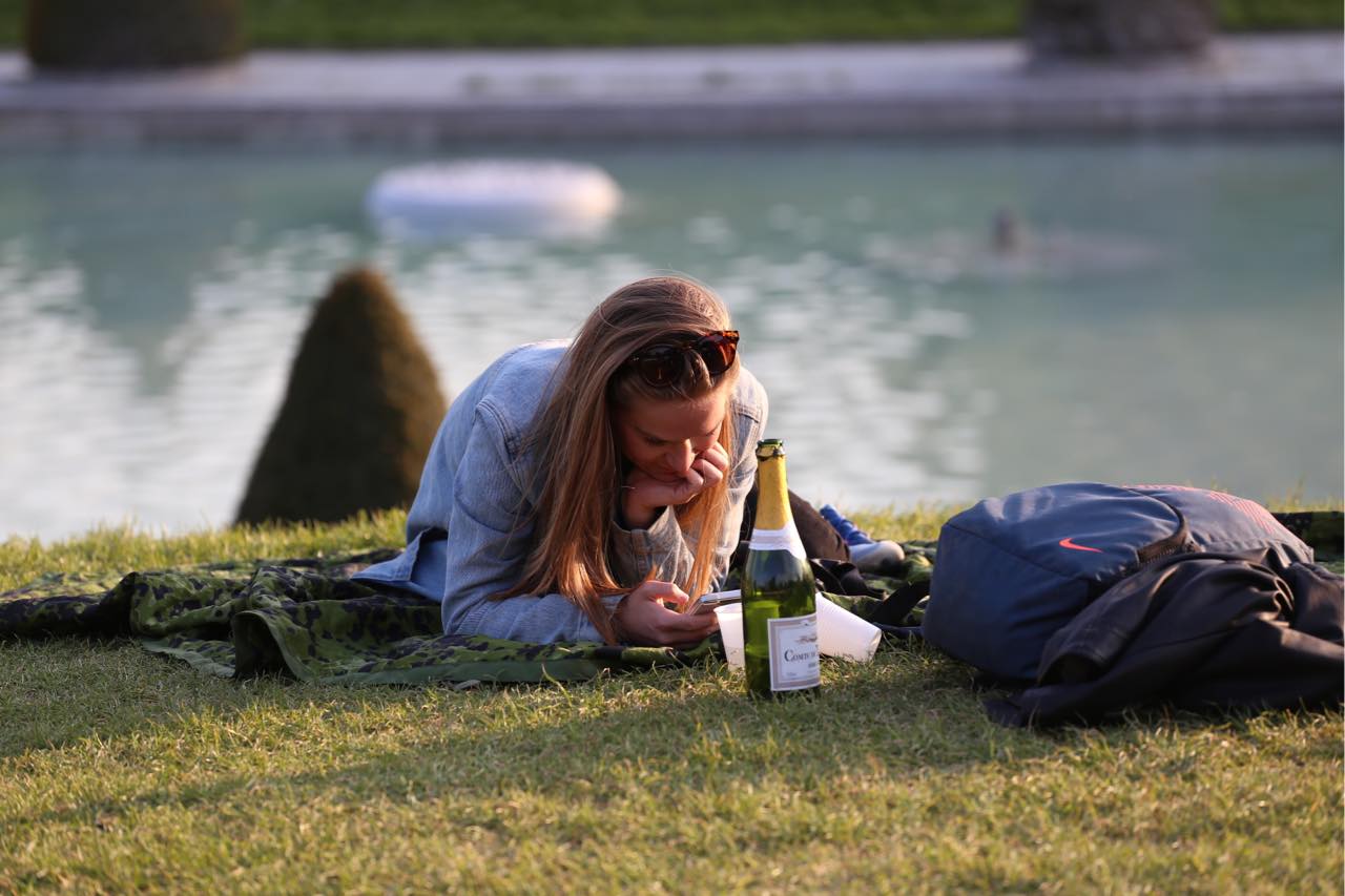 七十迈旅行的视频,七十迈海外自驾