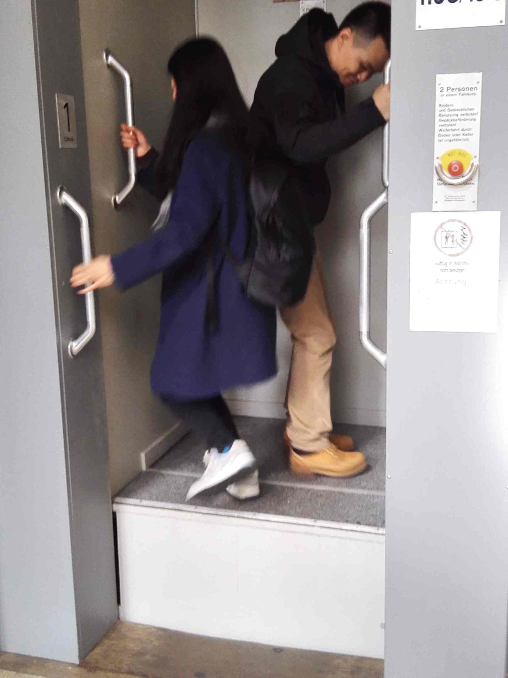 参观手表厂的感受,手表工厂参观实拍