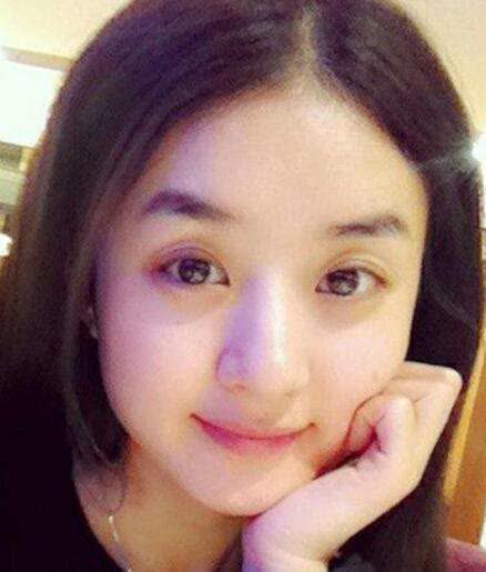 佟丽娅和董璇合照穿的小香风,佟丽娅和董璇撞衫