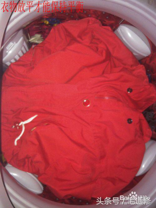 洗衣机发出异常声音怎么回事,洗衣机甩干声音特别大