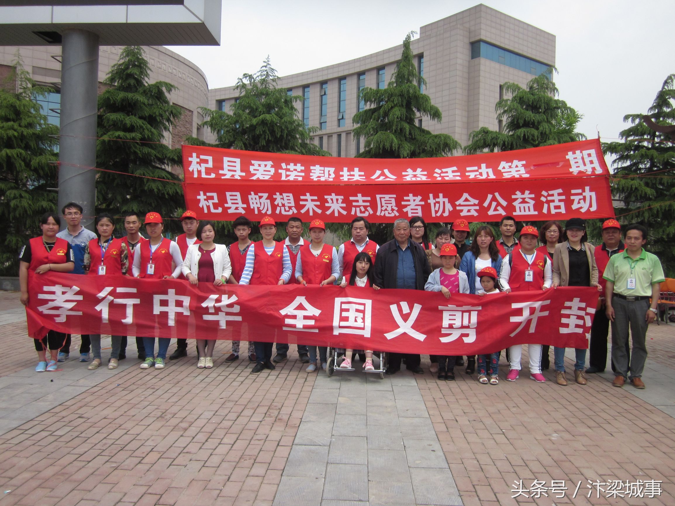 开封“最美修脚师”王辉:正能量的传递者