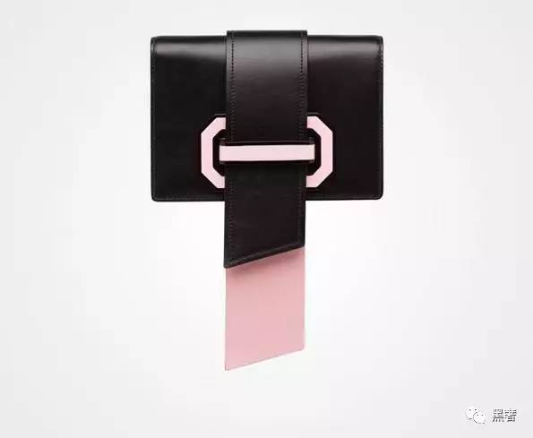 prada杀手包老款新款区别,prada杀手包supermini