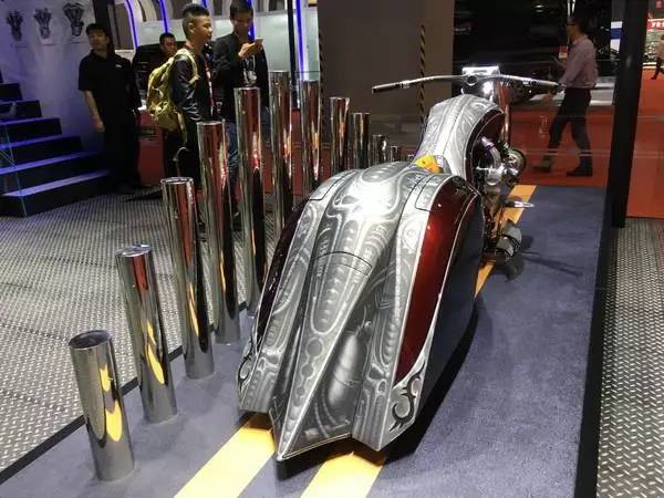 上海国际车展众多豪车,上海车展都发现哪些豪车