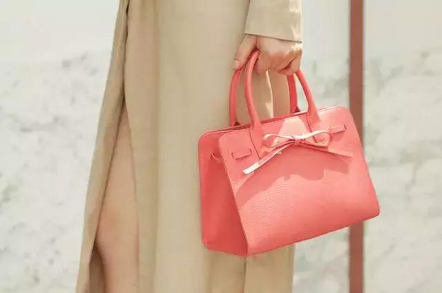 适合50岁女人的包包品牌,适合50岁妈妈的奢侈品包包