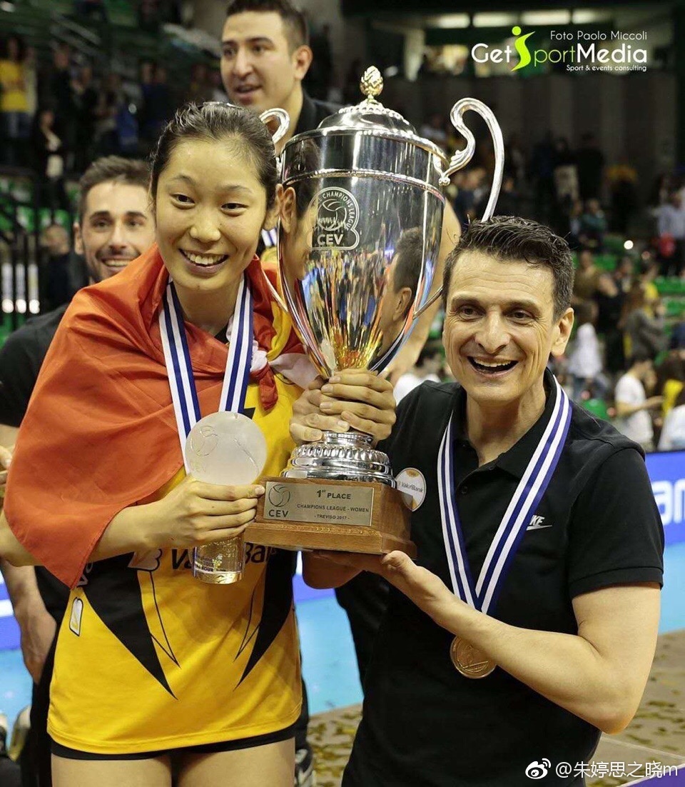 事不过三朱婷夺海外首冠！接班刘翔李娜征服世界一句话感动国人