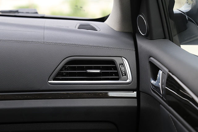 众泰t600运动版测评,众泰t600运动2.0t测试