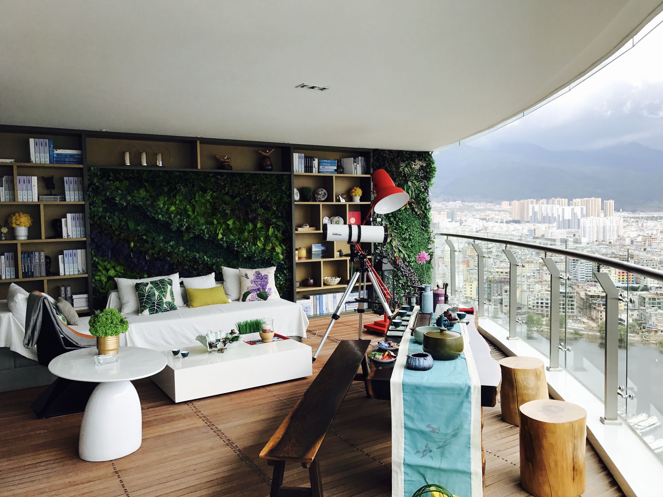 云南“和信行”三大房产标杆项目首次亮相蓉城