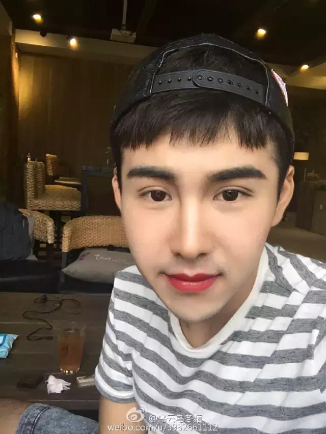 这是一篇有毒且辣眼睛的话题，千万别点开！