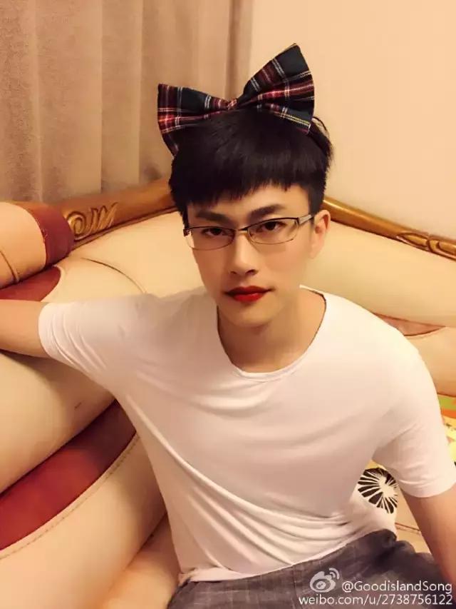 这是一篇有毒且辣眼睛的话题，千万别点开！