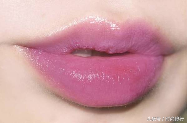 mac棒棒糖唇釉染唇液107,mac棒棒糖106试色深唇色